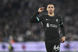 哈曼：若以赢得金球奖为目的，阿诺德应忘记皇马留在利物浦