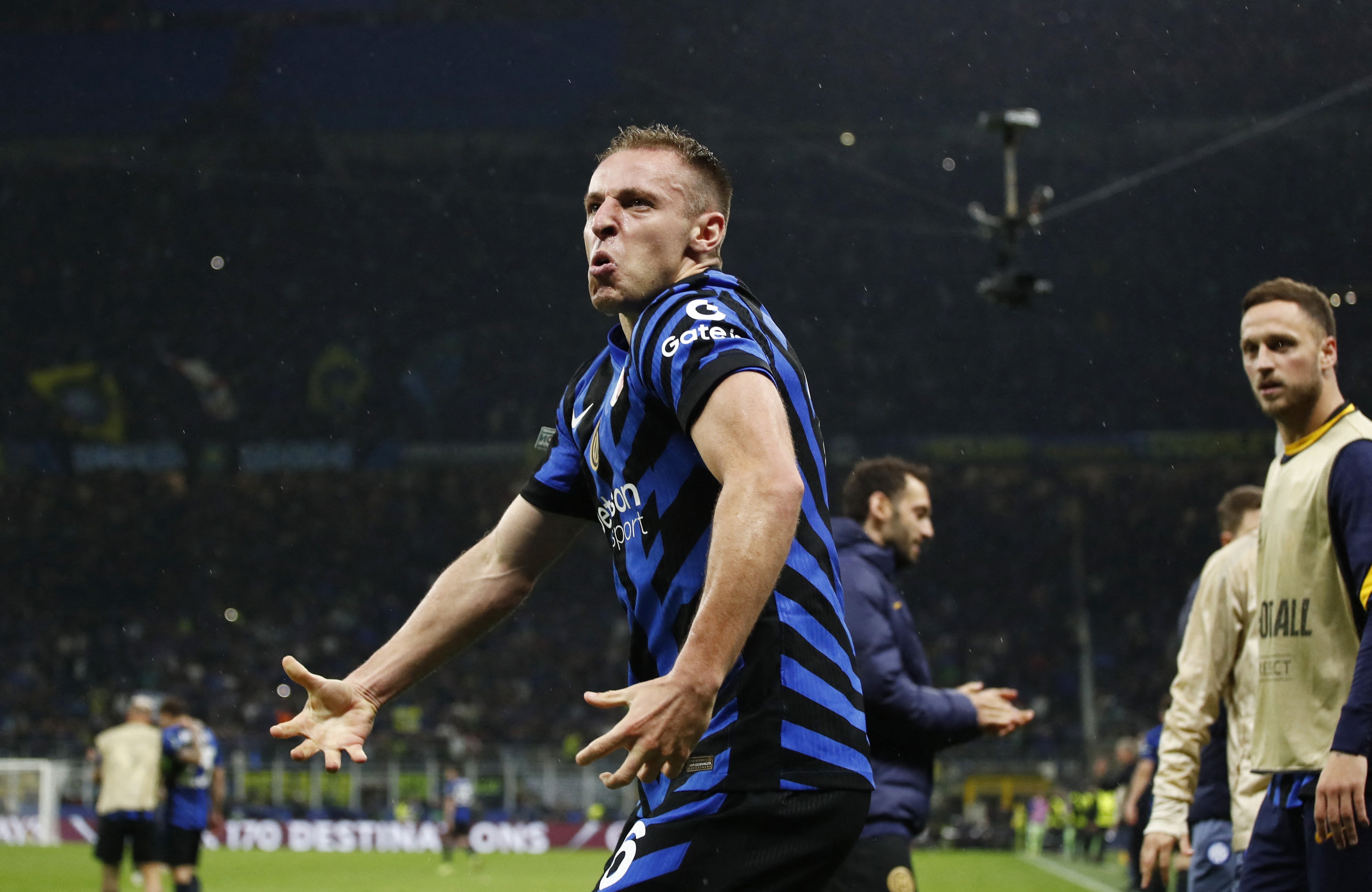 PG电子官方网站-慢镜头：尤文新总监很欣赏弗拉泰西，但他现在是国米的非卖品