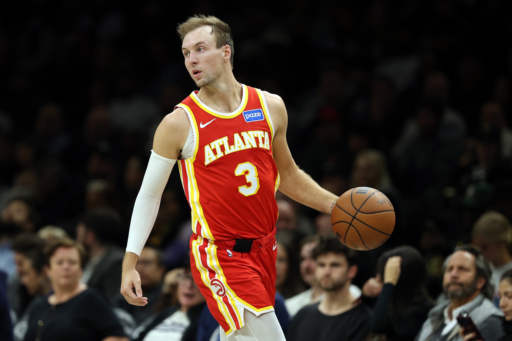 PG电子官方网站-3分球命中率49.7%！湖人引入神射肯纳德 到期合同兼顾眼下和未来